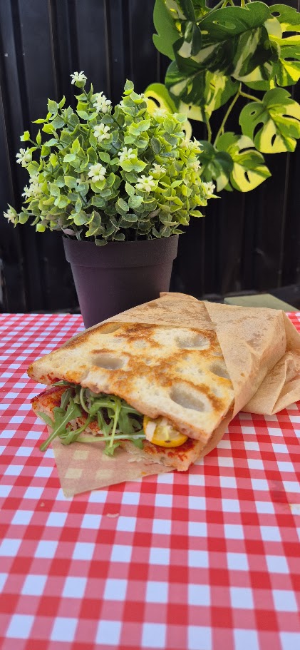 Focaccia farcita