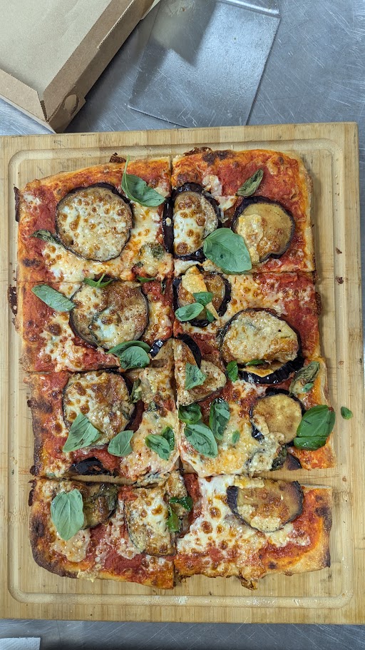 Pizza con melanzane